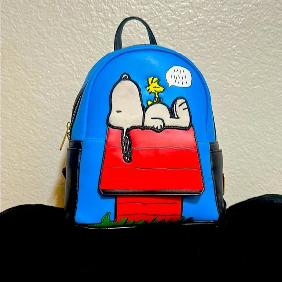 Loungefly | Bags | Loungefly Blue And Red Snoopy Backpack  display picture 3
